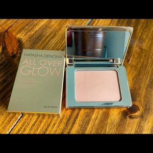 Natasha Denona all over glow shimmer powder